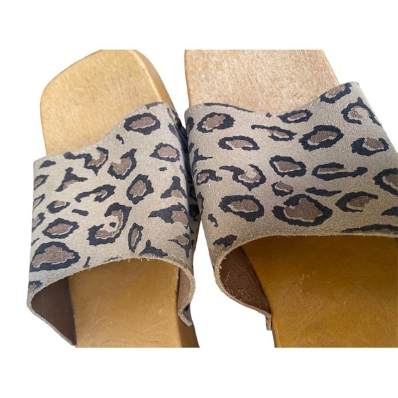 The Leather Collection Leopard Clogs | Size: 8 - Picture 7 of 11